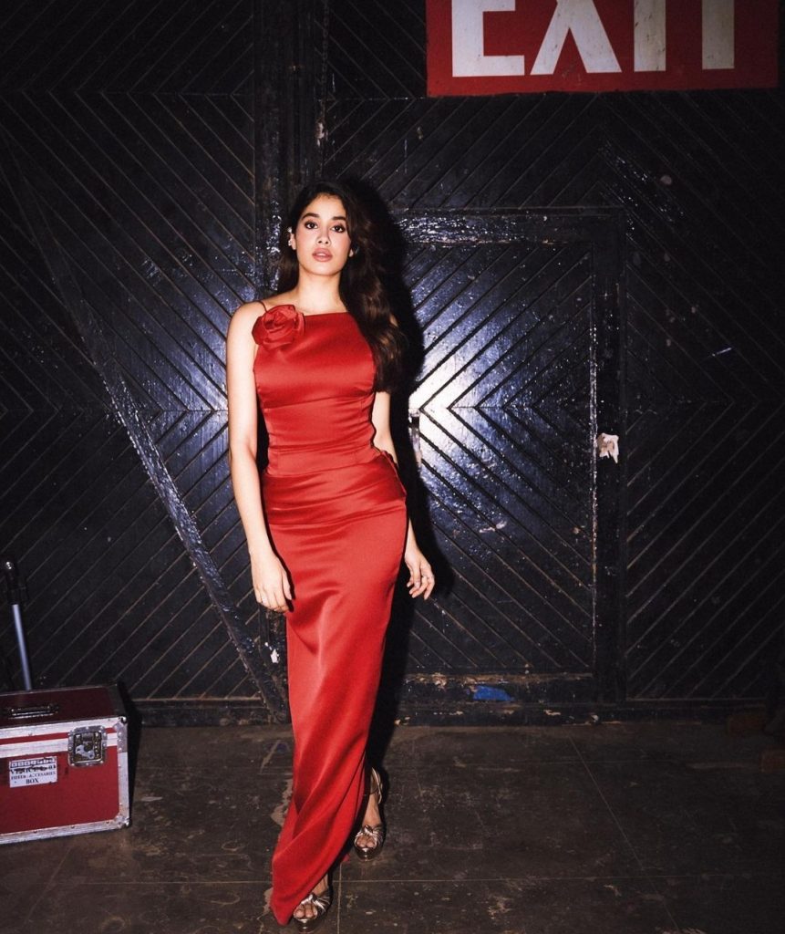 Janhvi Kapoor red satin dress - Instant Bollywood Janhvi Kapoor red satin dress