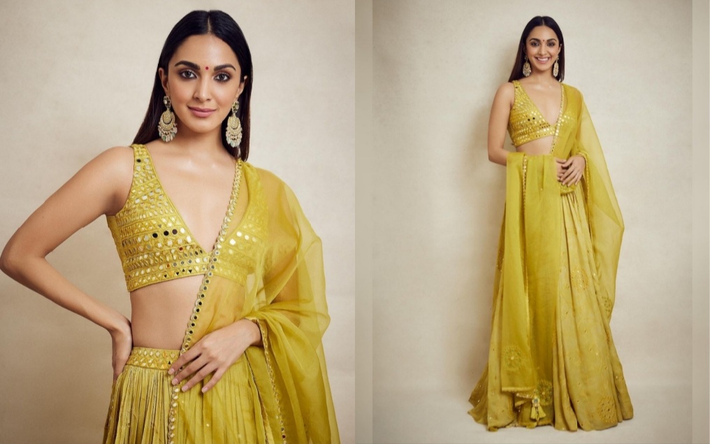 Picsart_22-07-06_16-05-28-994 - Instant Bollywood Kiara in mustard yellow lehenga