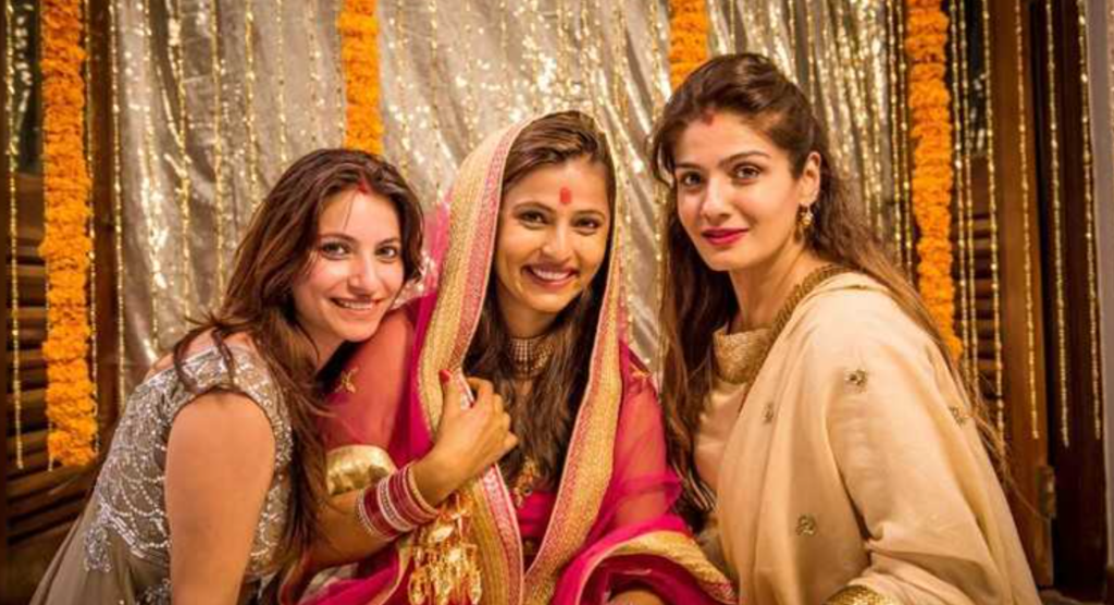 Raveena with her adopted daughters | Bollywood Actresses