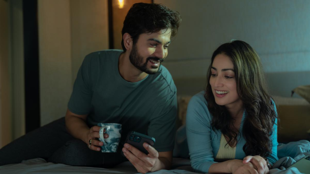 Sunny Kaushal - Yami Gautam