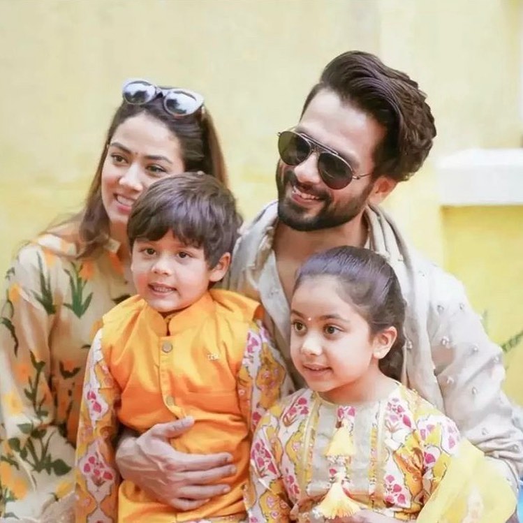 article-202236415151554915000 - Instant Bollywood Shahid Kapoor and Mira Rajput