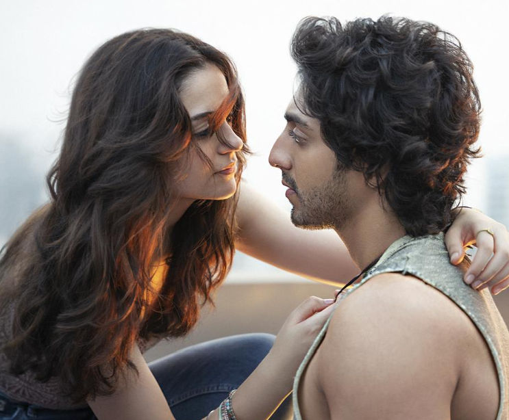 Saiyaara Cast Fees: How Much Did Ahaan Panday & Aneet Padda Earn?