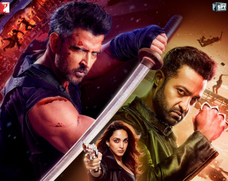 War 2 Advance Booking Report; 23.66 crore