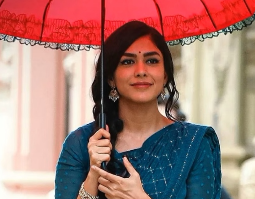 EXCLUSIVE: "Love Sonia Got Me Sita Ramam" - Says Mrunal Thakur - Instant Bollywood EXCLUSIVE: "Love Sonia Got Me Sita Ramam" - Says Mrunal Thakur