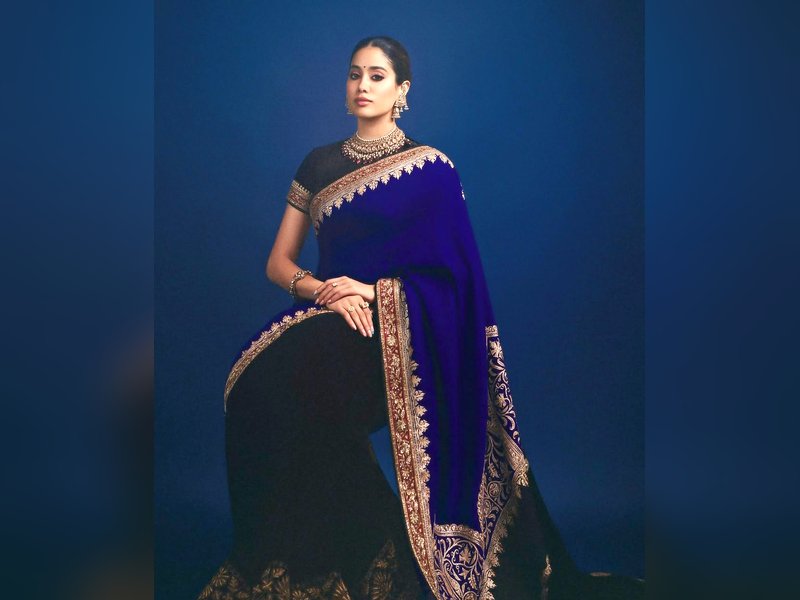 202509233519100 - Instant Bollywood
