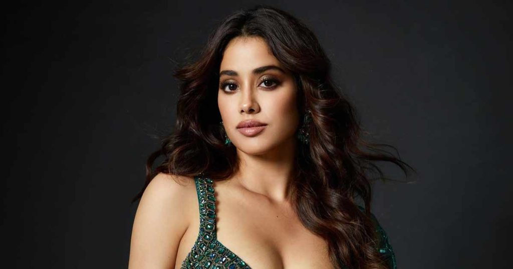 Despite-getting-numerous-opportunities-Janhvi-Kapoor-has-failed-to-make-a-mark-01 - Instant Bollywood