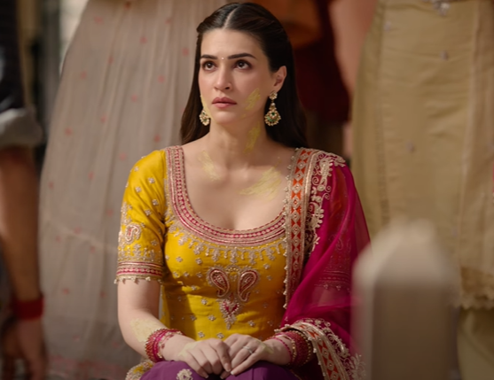 Tere Ishk Mein Teaser: Kriti Sanon