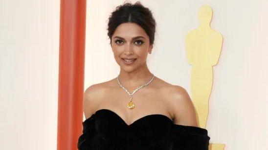 52659375-e293-4d47-8512-ebdaaa3447a1 1 - Instant Bollywood Deepika Padukone