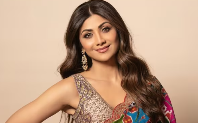 Shilpa Shetty Denies Income Tax Raid Amid Rs 60 Crore Fraud Case - Instant Bollywood Shilpa Shetty Denies Income Tax Raid Amid Rs 60 Crore Fraud Case