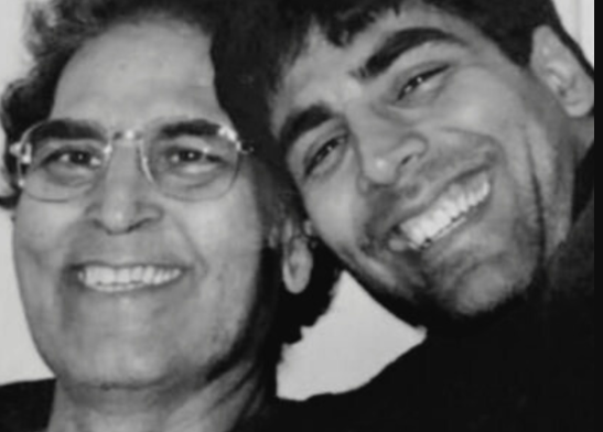 Akshay Kumar ARMY Background