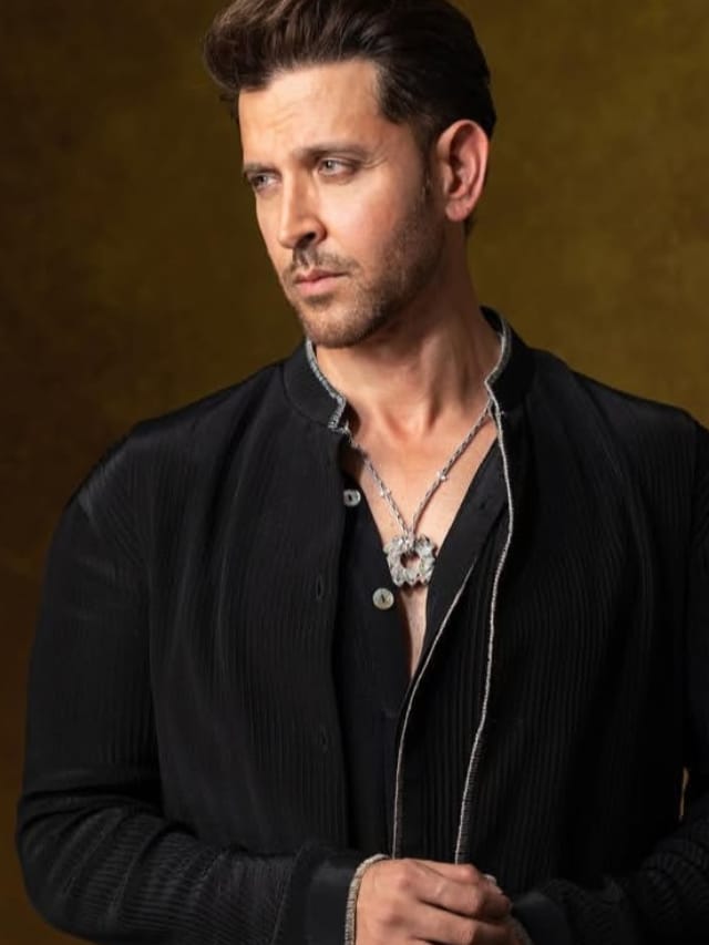 Bollywood Actors & their Stylish Affair with Jewellery