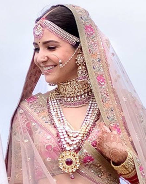 Anushka Sharma wedding look