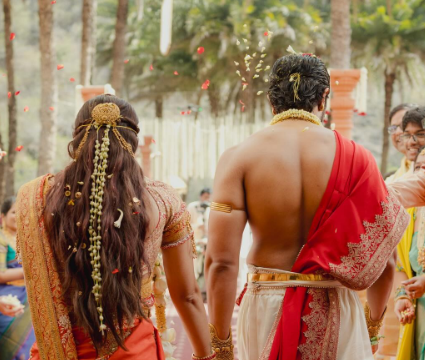 Rashmika Mandanna And Vijay Deverakonda Wore Wedding Jewellery Worth Rs. 7 Crore?